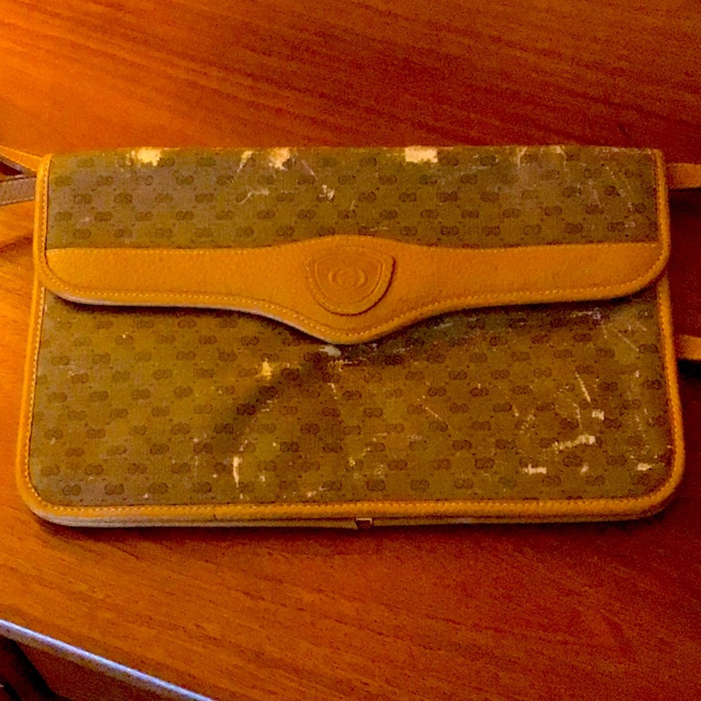 Original Vintage Gucci bag.